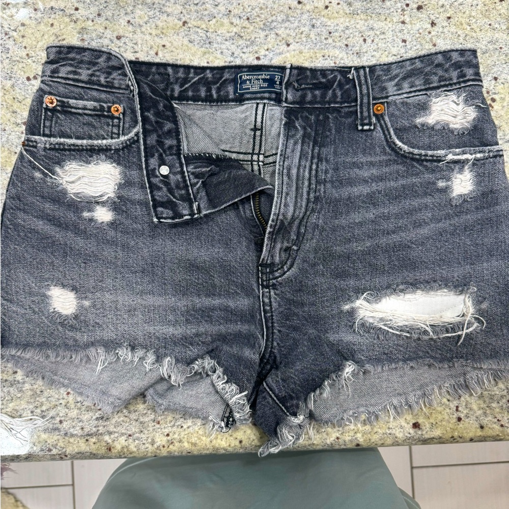 Abercrombie & Fitch Annie High Rise Short
